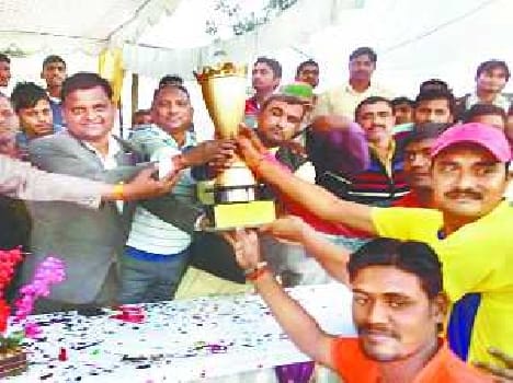 Rudauli team won the final